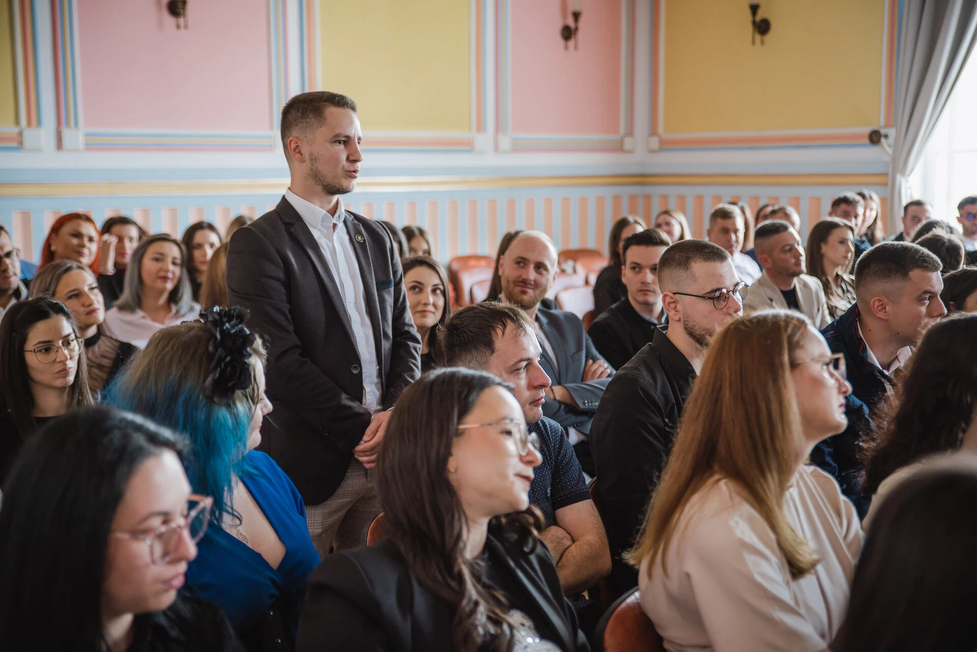 0425 Intalnire 10 Ani