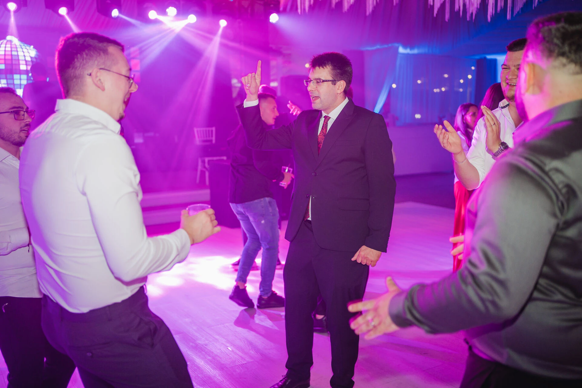 1354 Intalnire 10 Ani