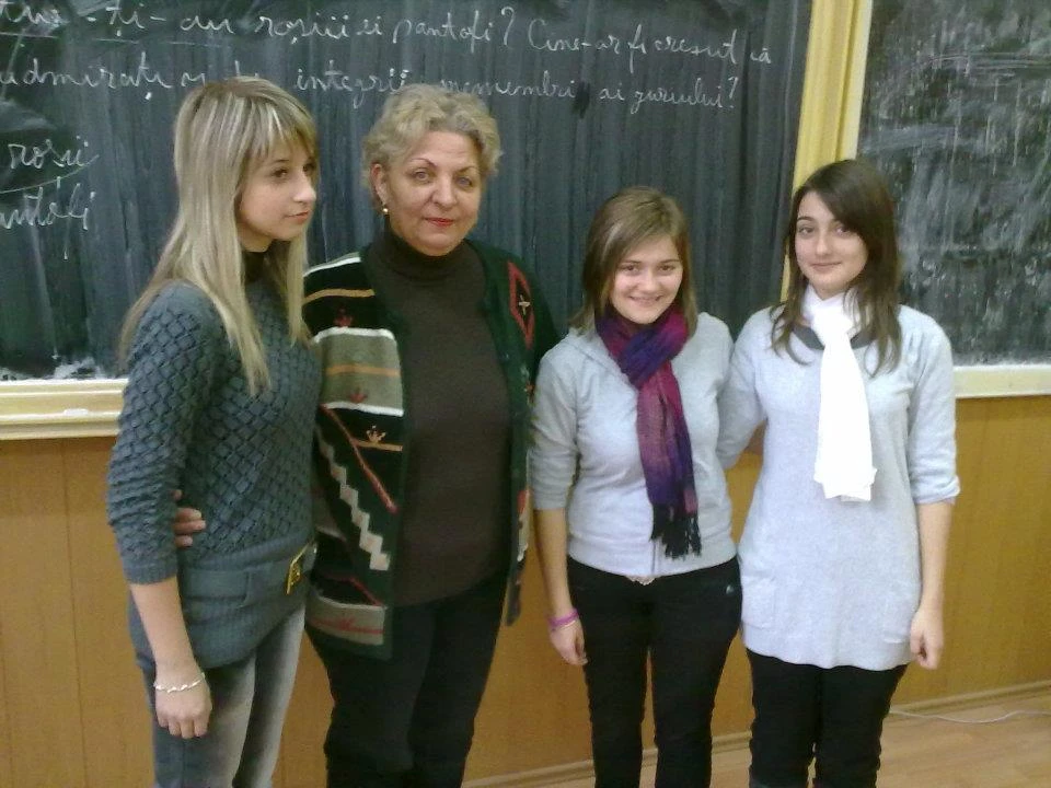 495988780 9826087874173396 8526480039182352887 N