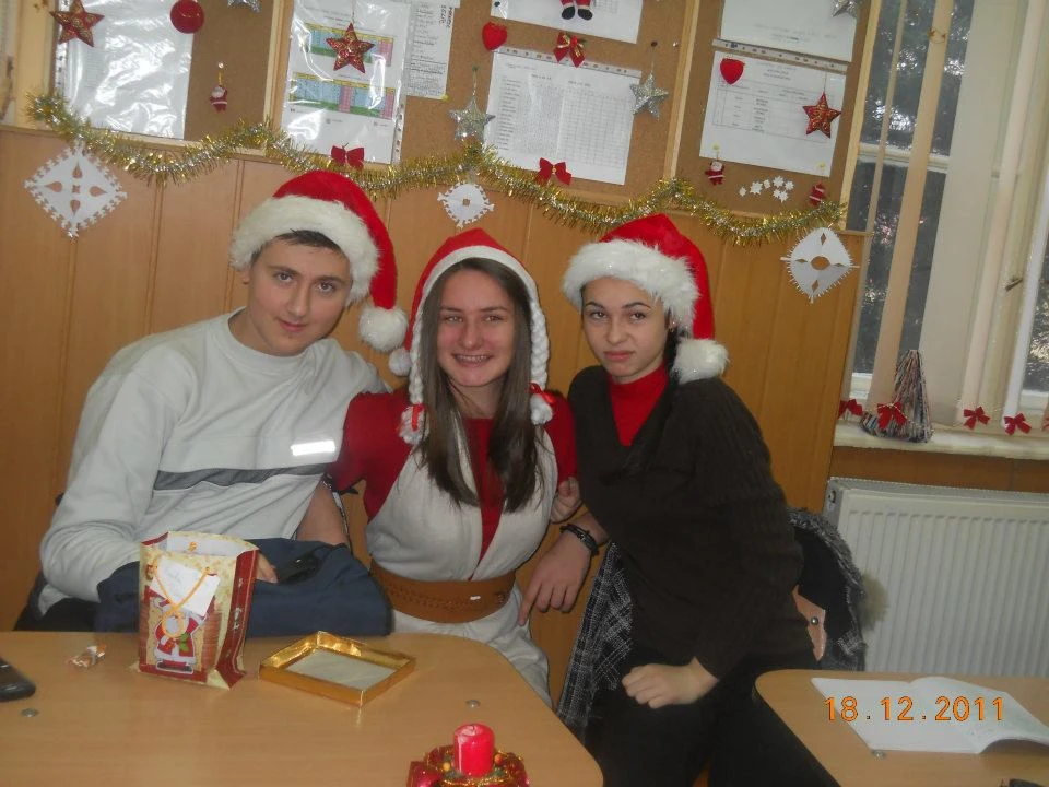 497514813 9859447097504140 6886729675883999995 N