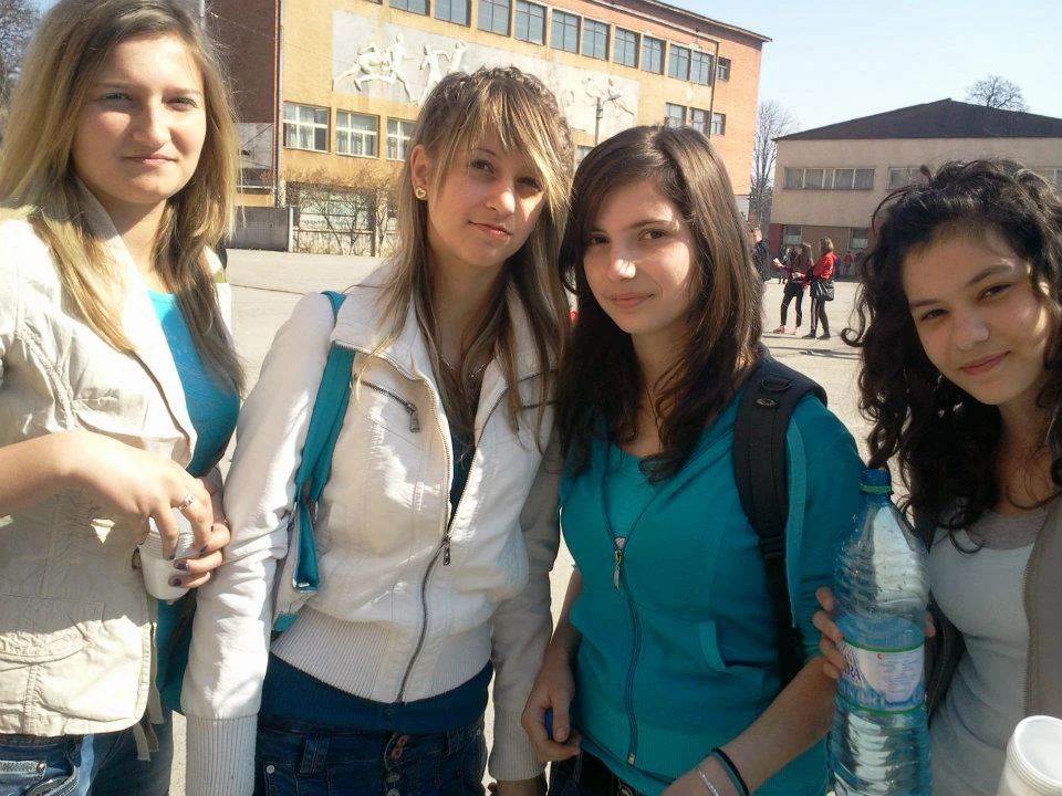 497993433 9874716505977199 3383132250083663789 N