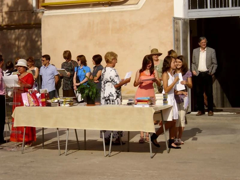 499549558 9895833433865506 1930956285739361960 N