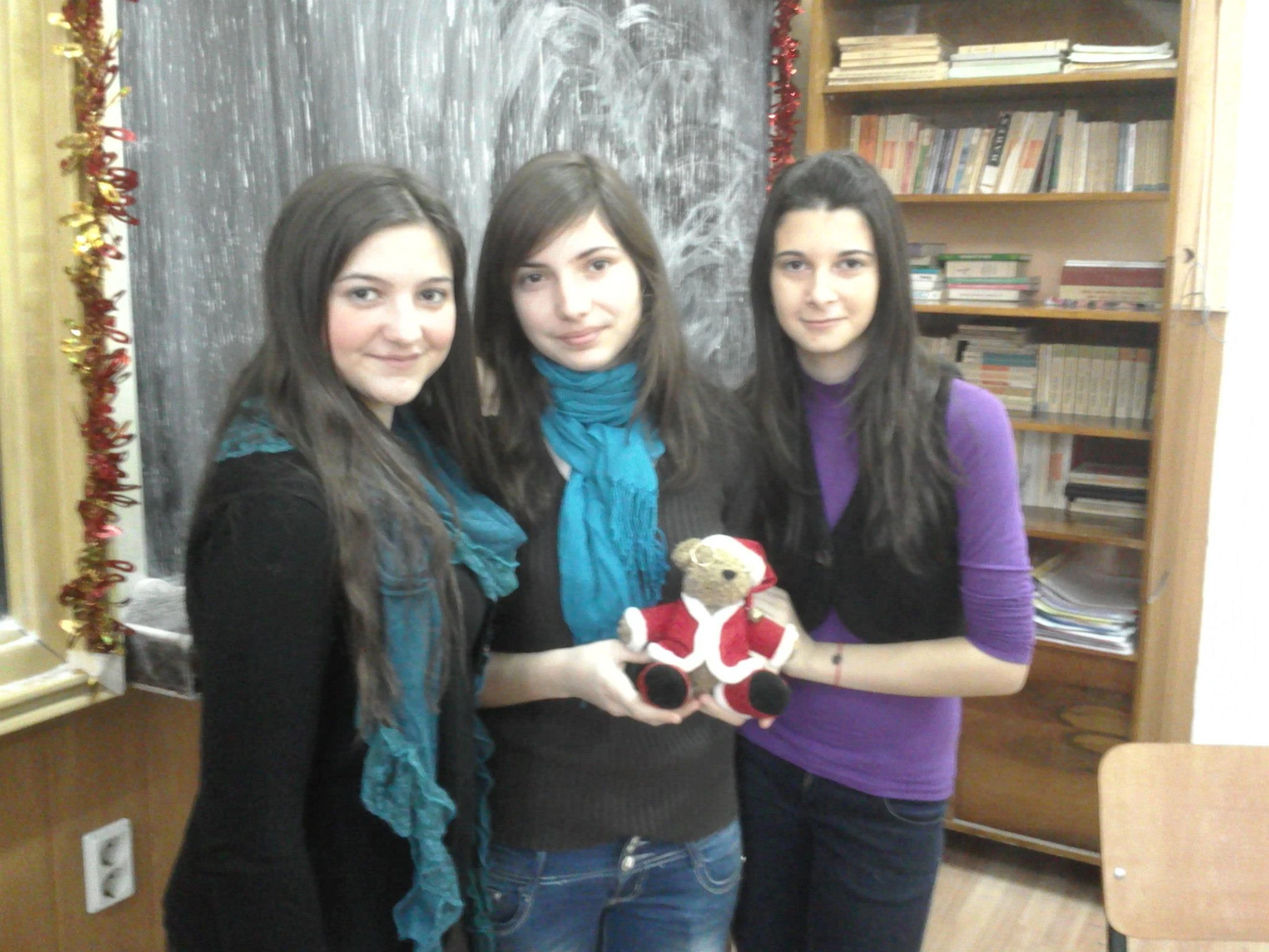 503005535 10007999855982196 8584780612850325781 N