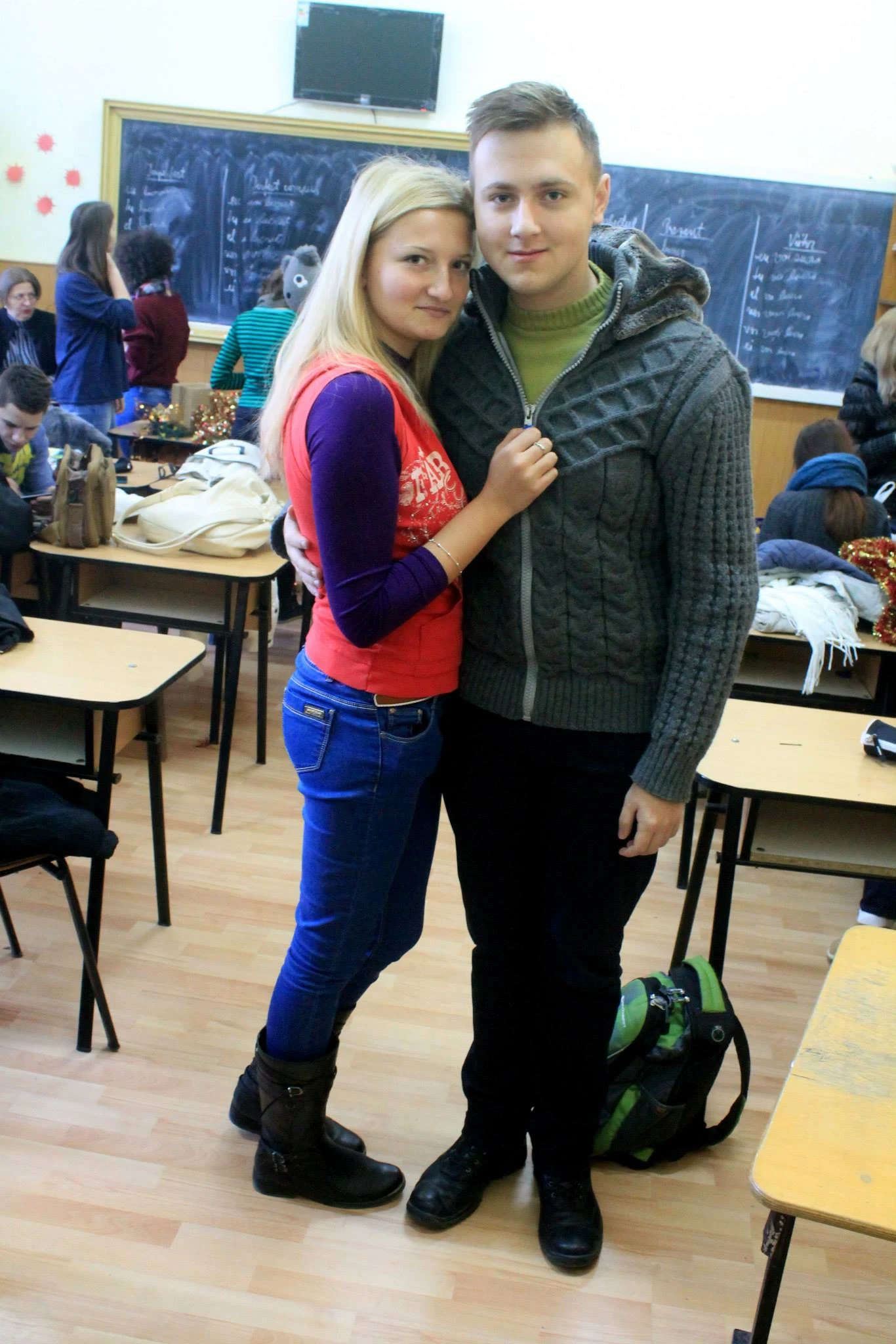 504942388 10058715764243938 7312968057314428775 N